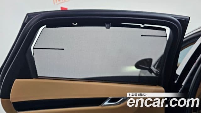 Genesis Electrified G80 2024 — Şəkil 18/20