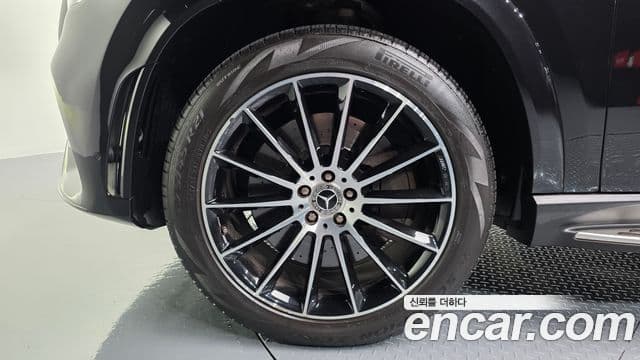 Mercedes-Benz GLE-Class 2022 — ფოტო 5/20