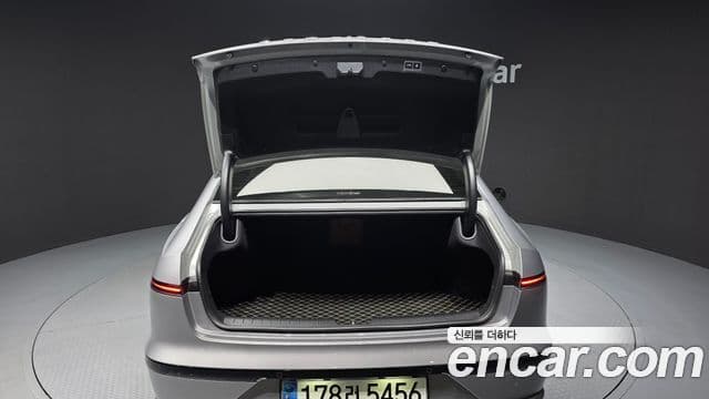 Hyundai Grandeur 2023 — ფოტო 20/20
