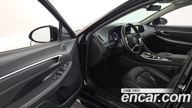 Hyundai Sonata 2022 — ფოტო 10/20