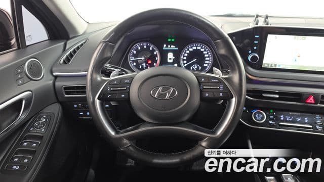 Hyundai Sonata 2022 — ფოტო 12/20