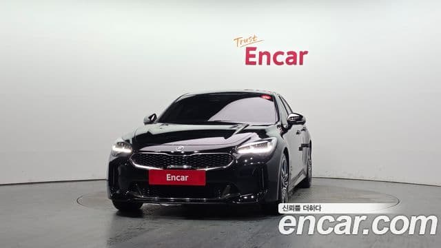 Kia Stinger 2021 — ფოტო 3/20