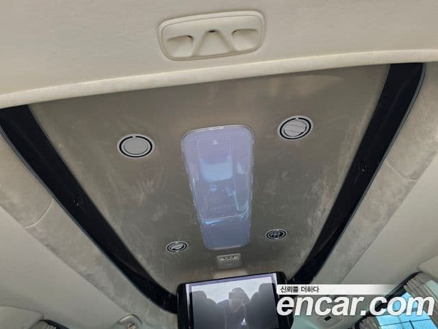 Kia Carnival 2020 — Şəkil 17/20