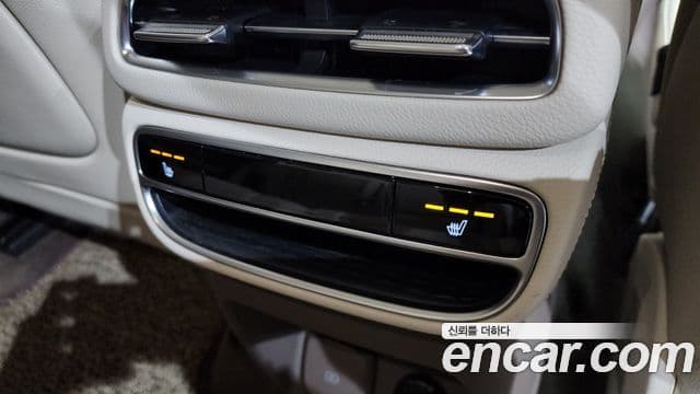 Genesis GV80 2022 — Şəkil 19/20