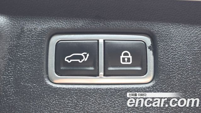 Kia Sorento 2020 — ფოტო 19/20