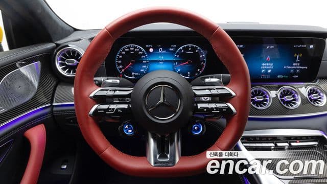 Mercedes-Benz AMG GT 2023 — фото 19 из 20