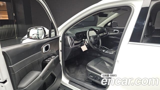 Kia Sorento 2023 — Фото 10/20