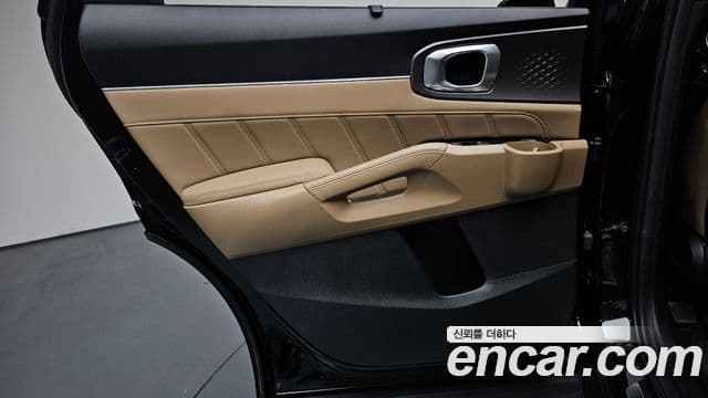 Kia Sorento 2023 — Photo 5/41
