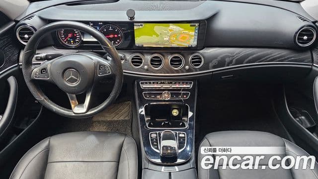 Mercedes-Benz E-Class 2018 — Şəkil 7/20