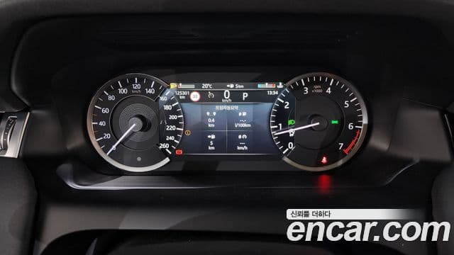 Land Rover Discovery Sport 2021 — ფოტო 8/20