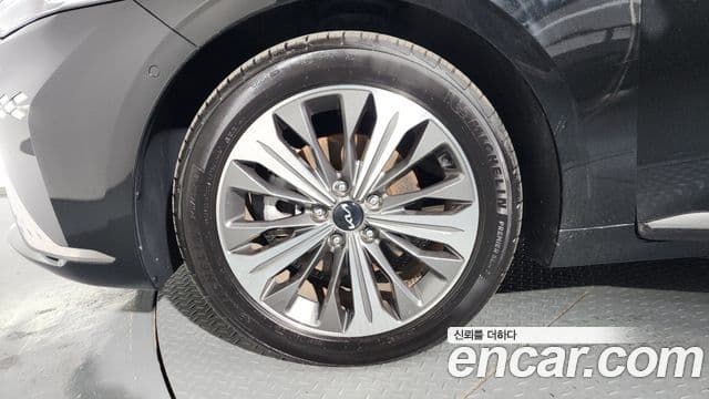 Kia K8 2022 — фото 5 из 20