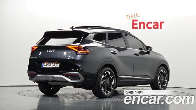 Kia Sportage 2022 — фото 2 из 20