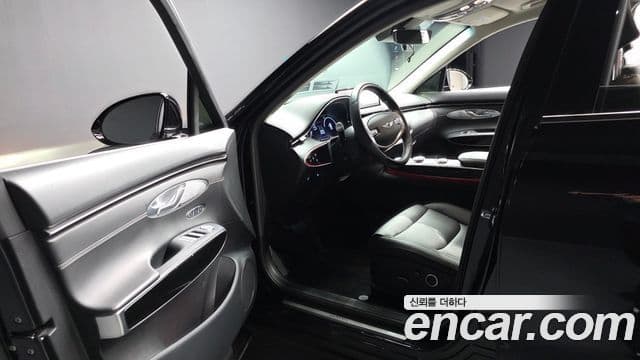 Genesis GV70 2021 — ფოტო 10/20