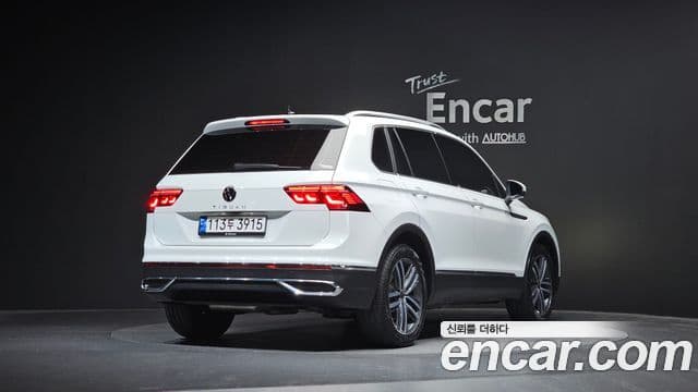 Volkswagen Tiguan 2022 — фото 2 из 20