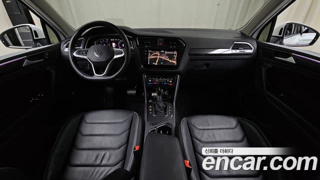 Volkswagen Tiguan 2022 — фото 7 из 20