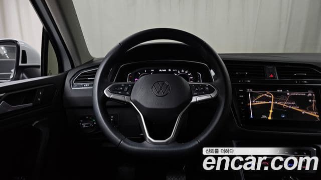 Volkswagen Tiguan 2022 — фото 13 из 20