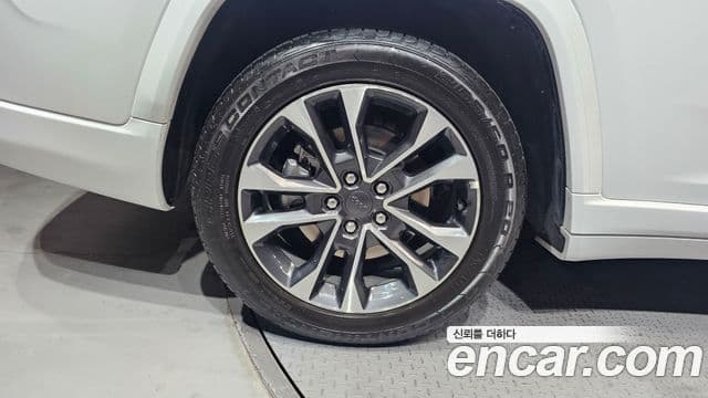 Jeep Grand Cherokee 2022 — Şəkil 5/20