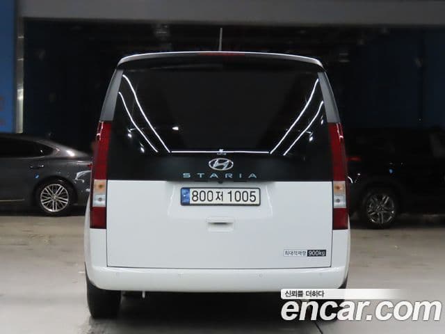 Hyundai Staria 2023 — фото 3 из 20