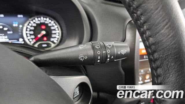 Jeep Renegade 2021 — Photo 4/32