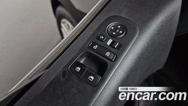 Hyundai Staria 2022 — ფოტო 20/20