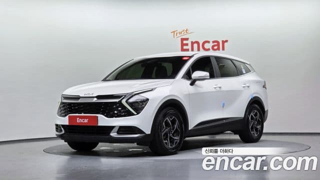 Kia Sportage 2022 — Фото 1/20