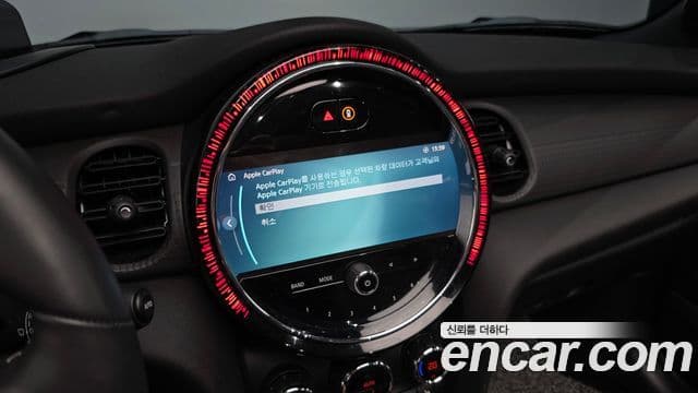 Mini Cooper S Convertible 2023 — Фото 14/20