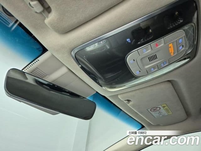 Genesis Electrified G80 2020 — фото 16 из 20