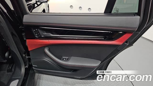 Porsche Panamera 2025 — Photo 9/30