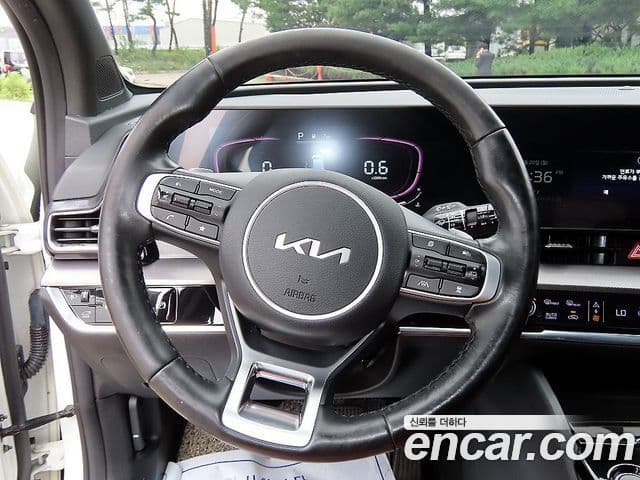 Kia Sportage 2022 — Фото 7/20