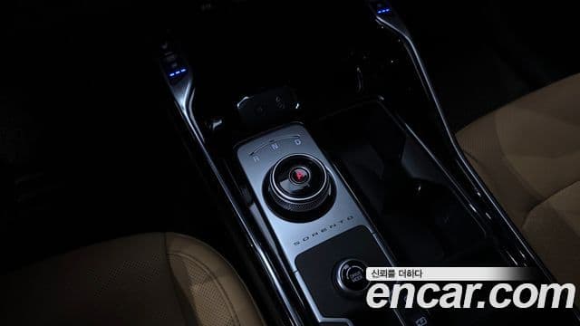 Kia Sorento 2021 — фото 9 из 20