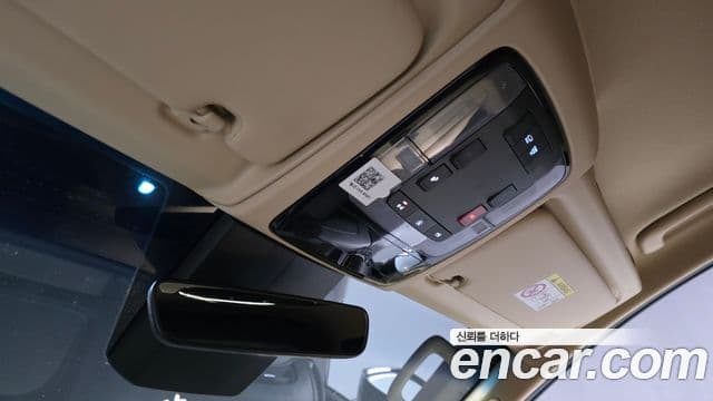 Hyundai Staria 2022 — Photo 27/32