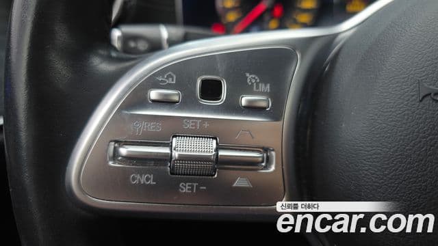Mercedes-Benz CLS-Class 2020 — фото 19 из 20
