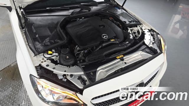 Mercedes-Benz C-Class 2021 — ფოტო 6/20