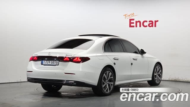 Mercedes-Benz E-Class 2024 — Şəkil 2/20