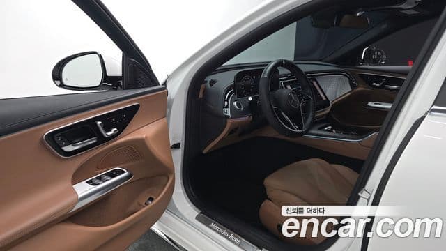 Mercedes-Benz E-Class 2024 — Şəkil 10/20