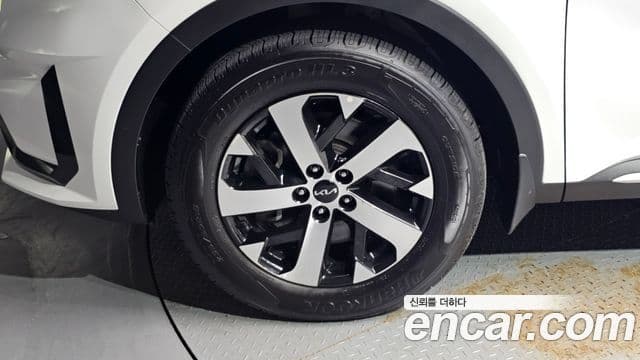 Kia Sorento 2022 — ფოტო 5/20