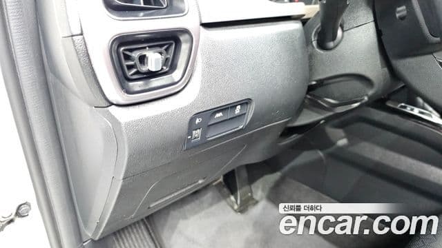 Kia Sorento 2022 — ფოტო 20/20