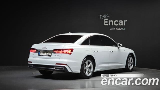 Audi A6 2021 — ფოტო 2/20