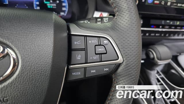Toyota Sienna 2025 — Photo 13/35
