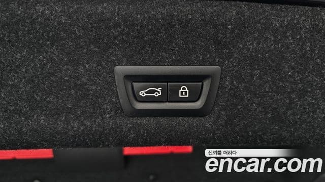 BMW 3 Series 2022 — фото 15 из 20