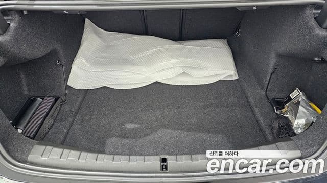 BMW 3 Series 2022 — фото 16 из 20