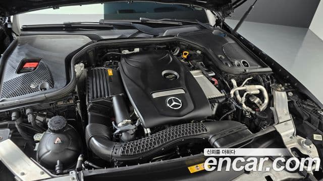Mercedes-Benz E-Class 2019 — фото 6 из 20