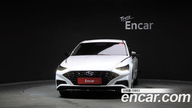 Hyundai Sonata 2022 — ფოტო 2/20