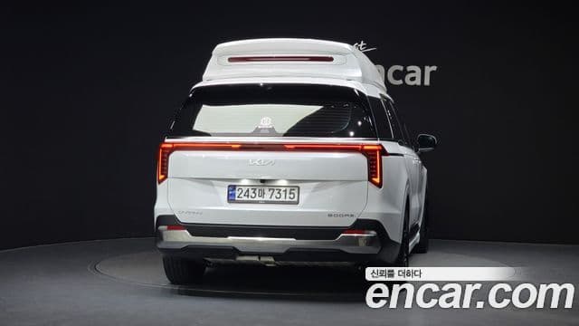 Kia Carnival 2024 — фото 4 из 20