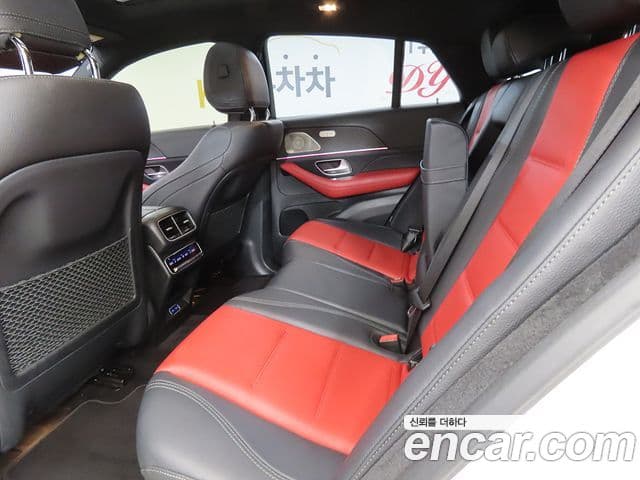 Mercedes-Benz GLE-Class 2023 — ფოტო 5/20