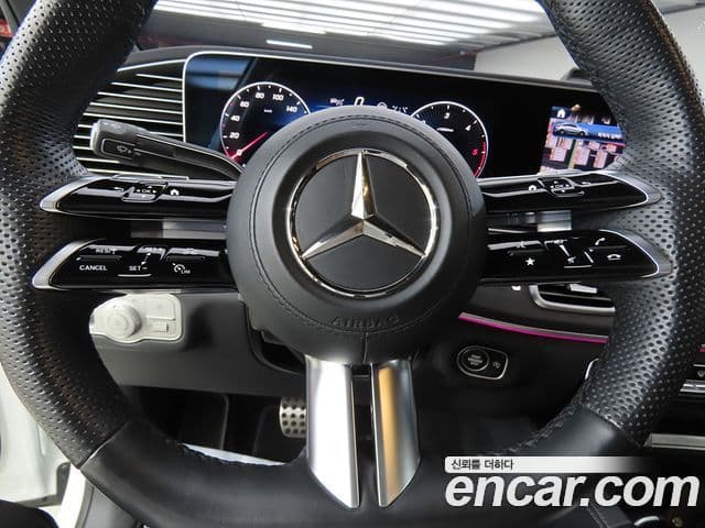 Mercedes-Benz GLE-Class 2023 — ფოტო 15/20