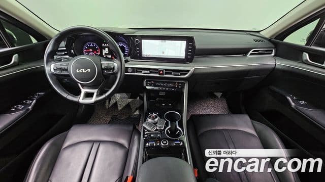 Kia K5 2022 — ფოტო 10/20
