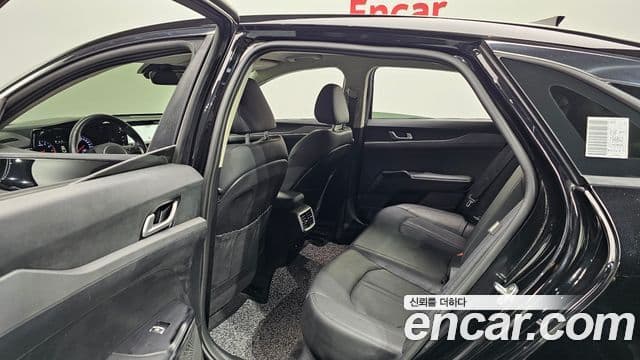 Kia K5 2022 — ფოტო 11/20