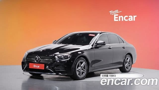 Mercedes-Benz E-Class 2023 — ფოტო 1/20