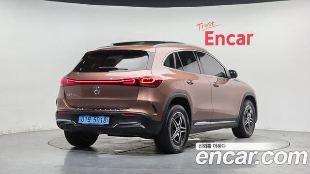 Mercedes-Benz EQA 2022 — ფოტო 18/31